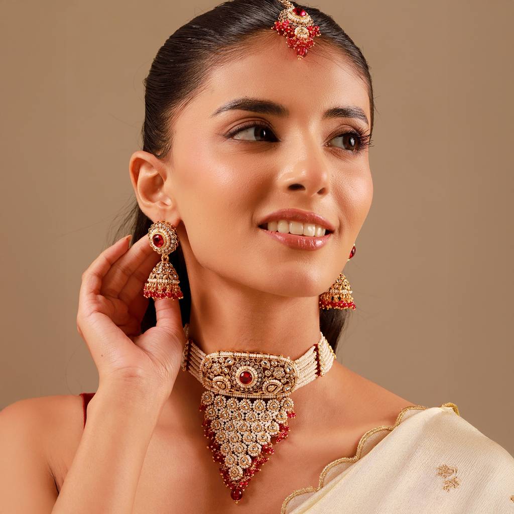 Kundan Opulance Maroon Cz-Pearl Beaded Yellow Gold-Plated Choker Set : 8905124585384
