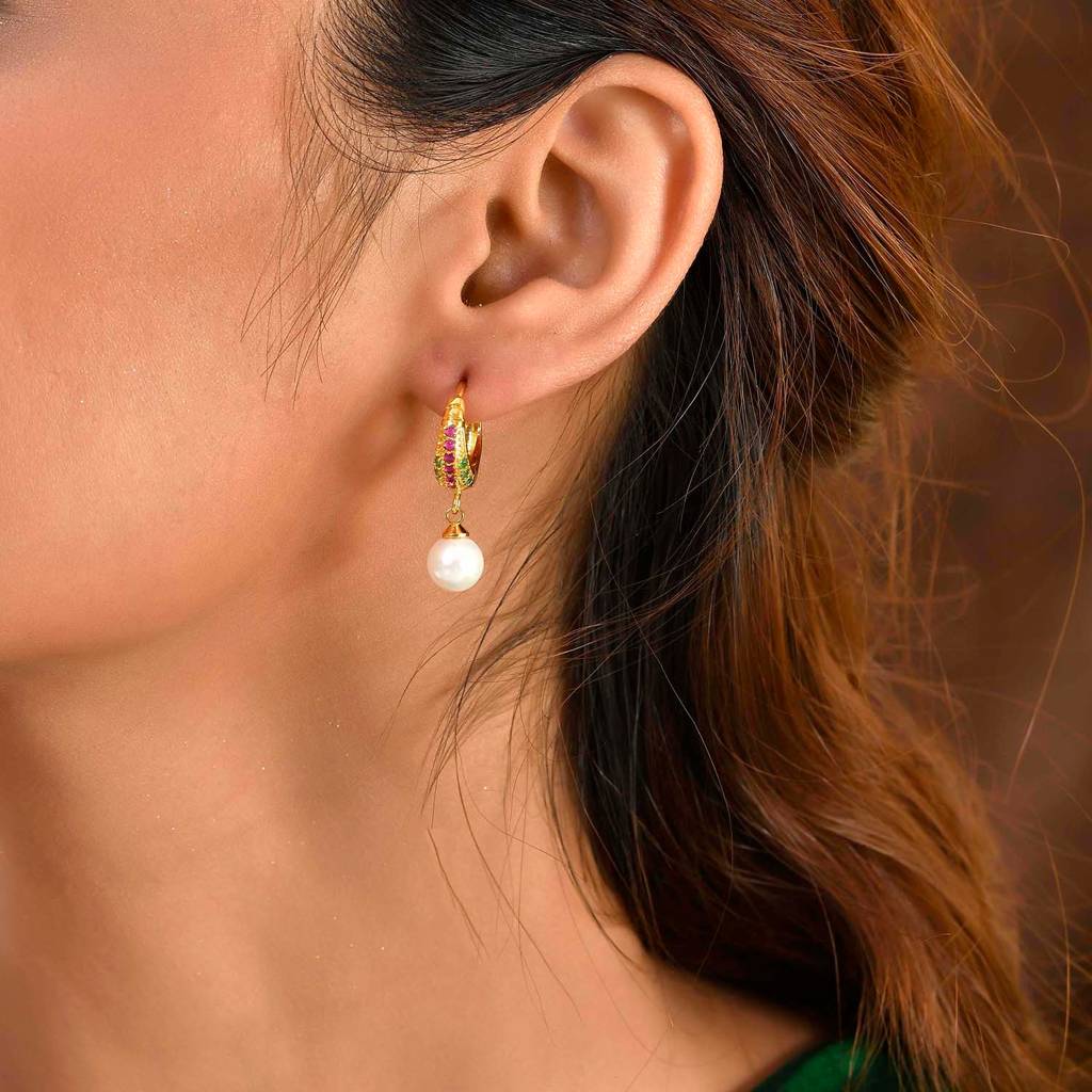 Sparkling Essentials Pearly Noor Hoop Earrings : 8905124547474