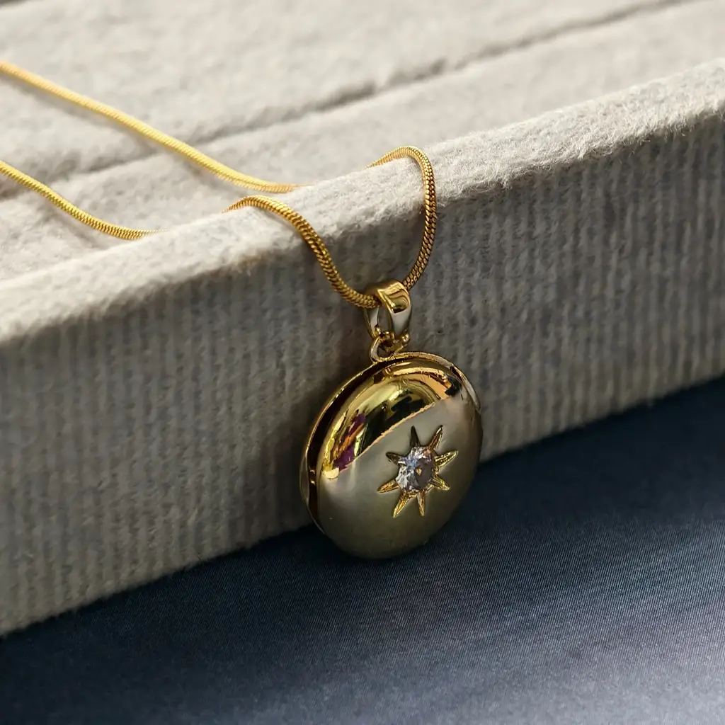 Celestial Secret Locket Necklace : PST112