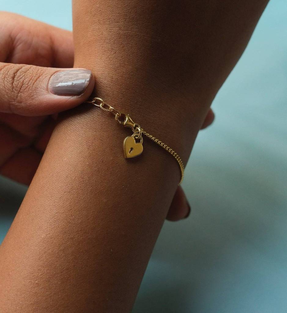 Heart Lock Charm Bracelet : BRA_HEARTLO_GV5_1212
