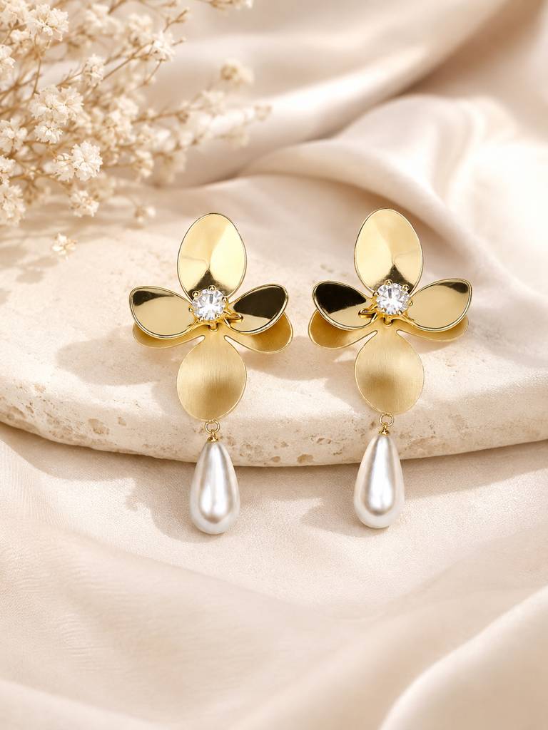 Pearl Drop Floral Gold Earrings : AN-LJ-G0-0071-DE