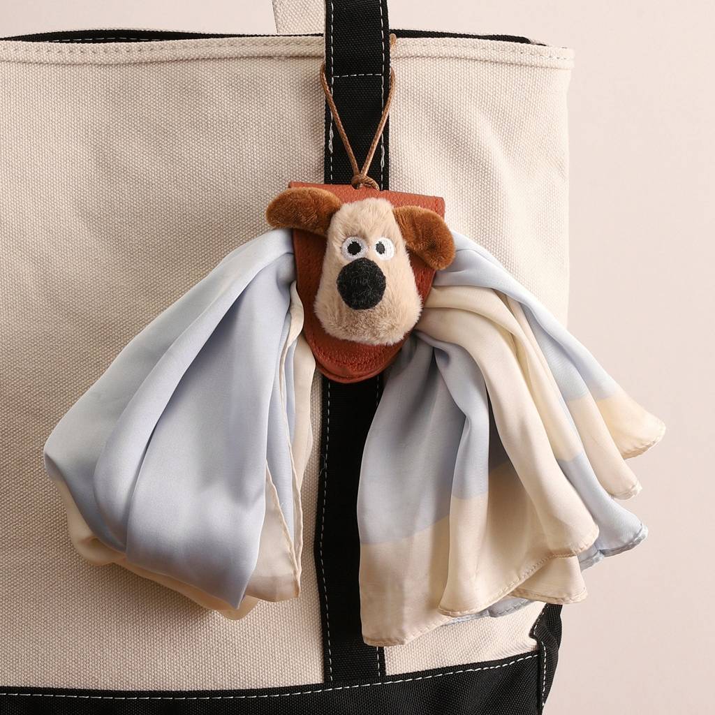 Cute Puppy Sunglasses And Scarf Holder Bag Charm : C-BG-0074-BR-WH