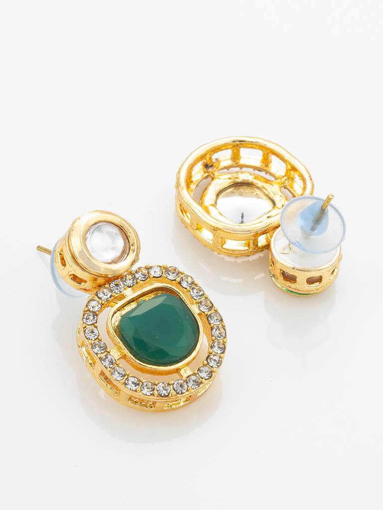Gold-Plated Kundan Necklace Set With Green Meenakari Pendant And Pearl Chain And Earrings : NK4920