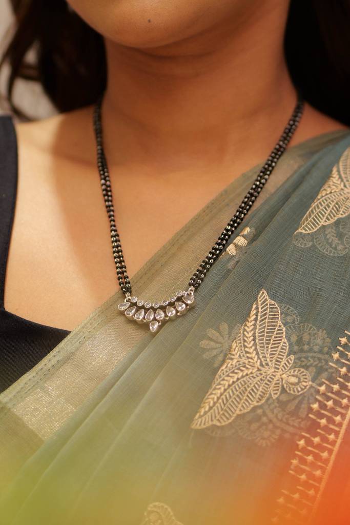 Aadhya Jadau Fine Mangalsutra : KN102