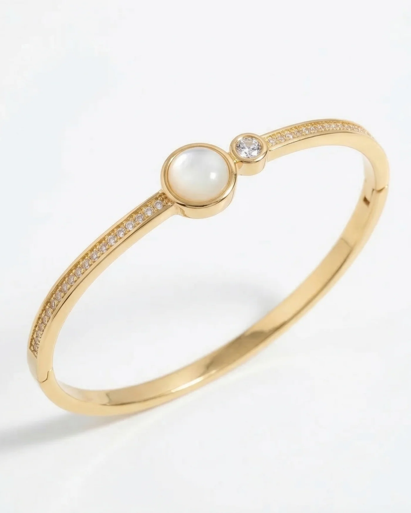 Luna Pearl Bangle : TBG36