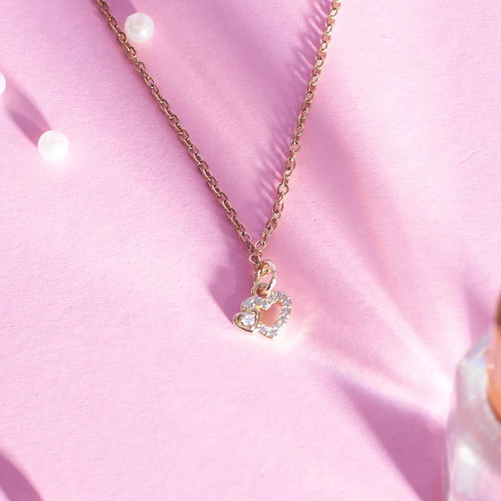 Love In Every Beat Jewellery Set : NEC-061-G-1