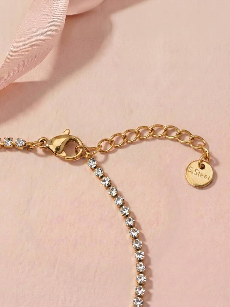 Lucky Clover Motif Chain Bracelet For Women - Waterproof & Anti-Tarnish : BR0752