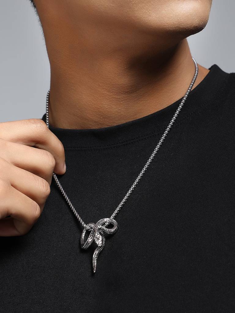 Men'S The Serpent Pendant Necklace - Metallic Silver : FAPD1159
