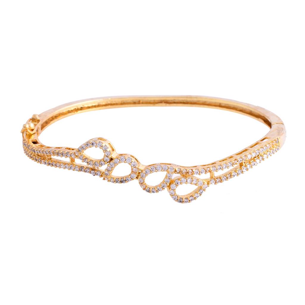 Sparkling Elegance Diamond Mesh Gold American Diamond Bracelet : 8905124541052