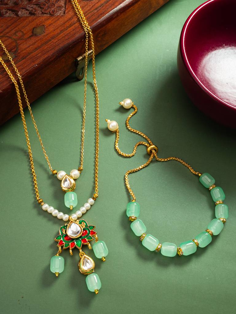 Minimal Gold-Tone Pendant Necklace Set : NK4470