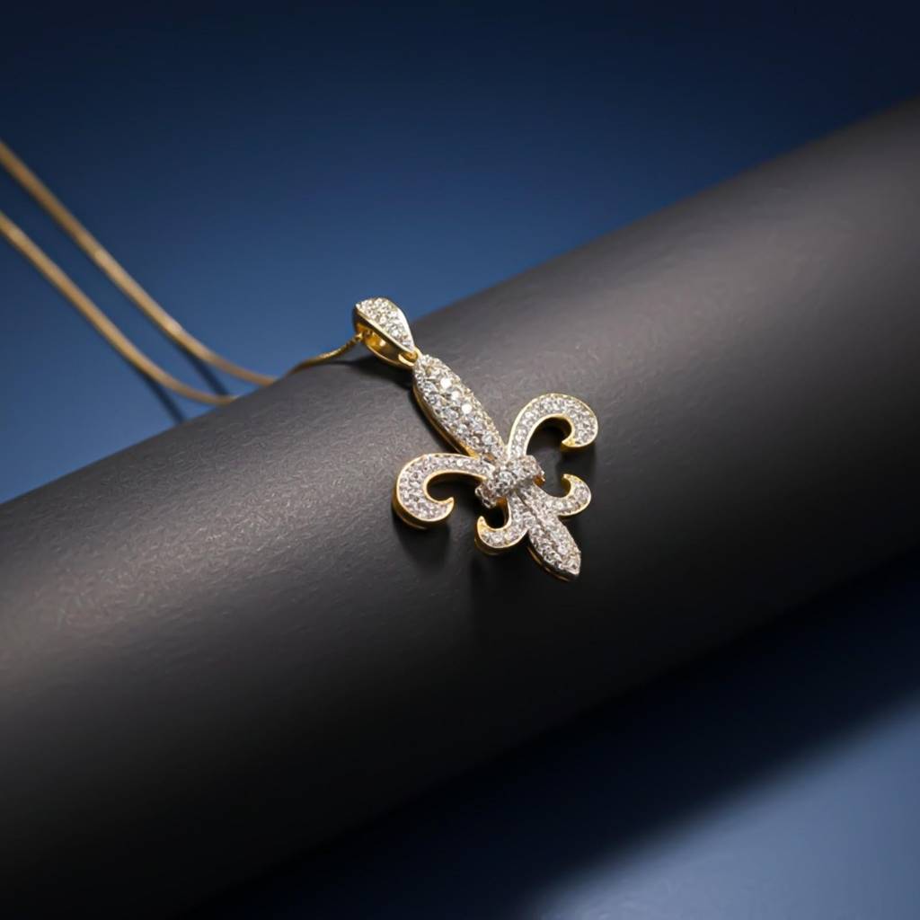 Silver Fleur-De-Lis Cz Pendant : ZLP-1178