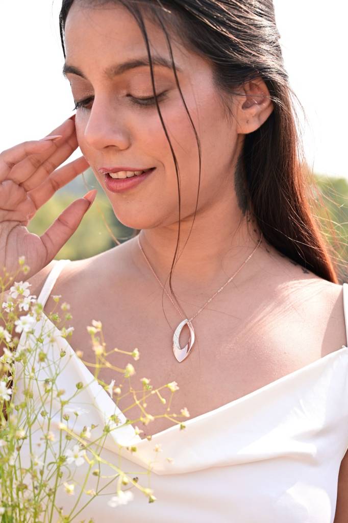 Premium Rose Gold Diamond Studded Chunky Celestine Pendant With Chain : TP5146_2