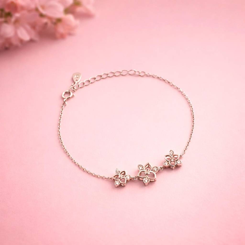 Silver Floral Charm Bracelet : ZLBR-1077