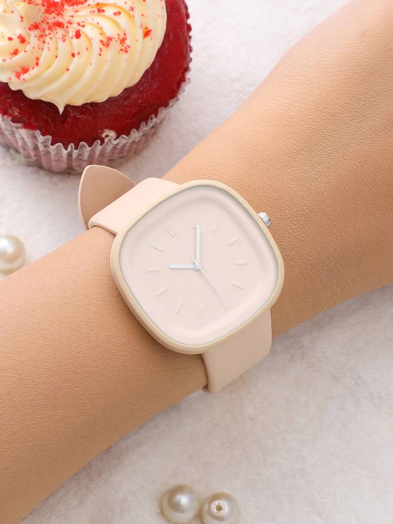 The Off-Duty Cushion Watch : HSWC1281