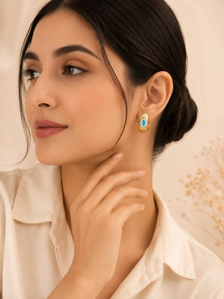 Oval Crystal Hoop Earrings In 18K Gold Plating : AN-VM-MU-0152-DE