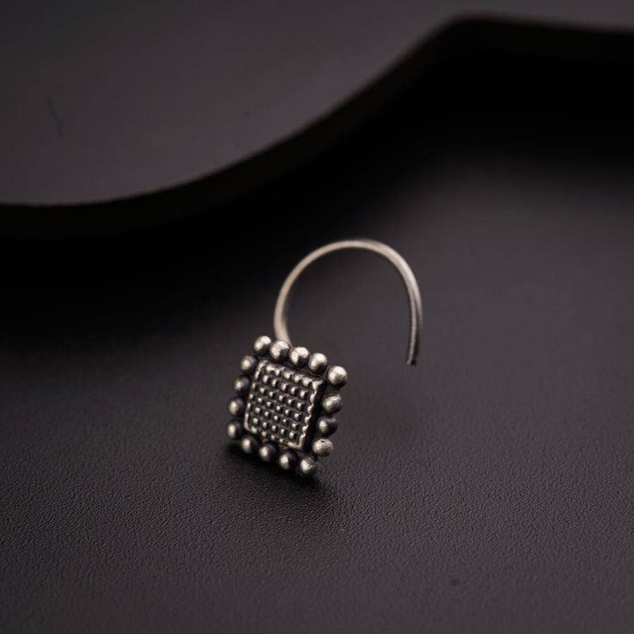 Dotted Diamond Nose Pin (Pierced) : silver_nosepin_dotted_diamond_oxidized_pierced