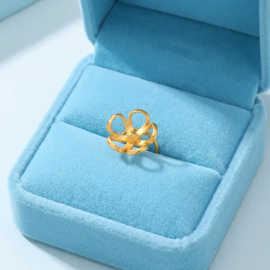 Minimalist Floral Openwork Nose Pin 925 Sterling Silver Yellow Plated : NP-00151