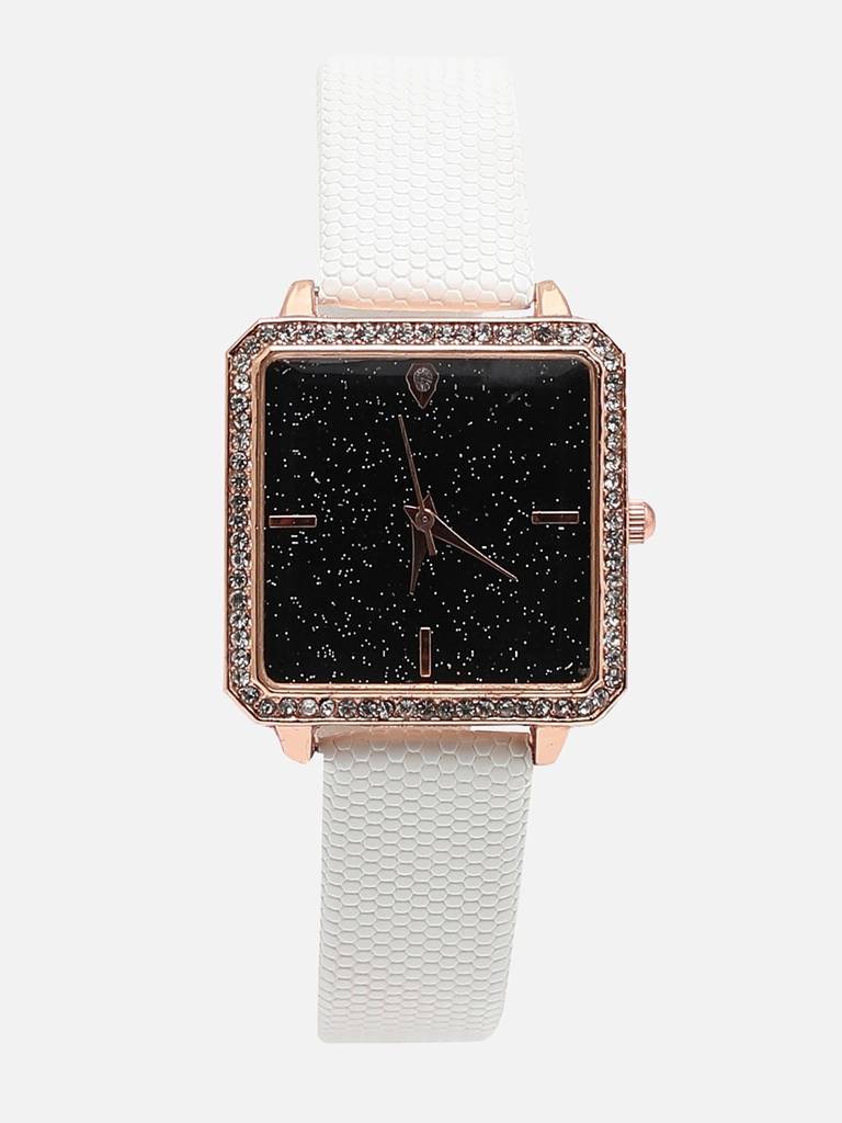 White Analogue Watch : HSWC1057