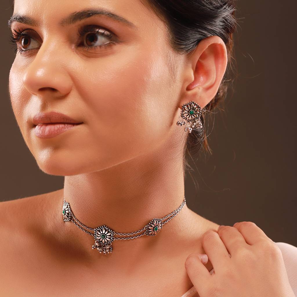 Phulwari Harini Oxidised Floral Choker Necklace Set : 8905124580242