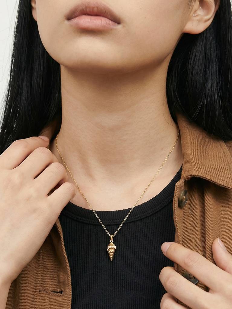 Chic Sea Treasure Pendant Necklace For Women - Waterproof & Anti-Tarnish : NK0755