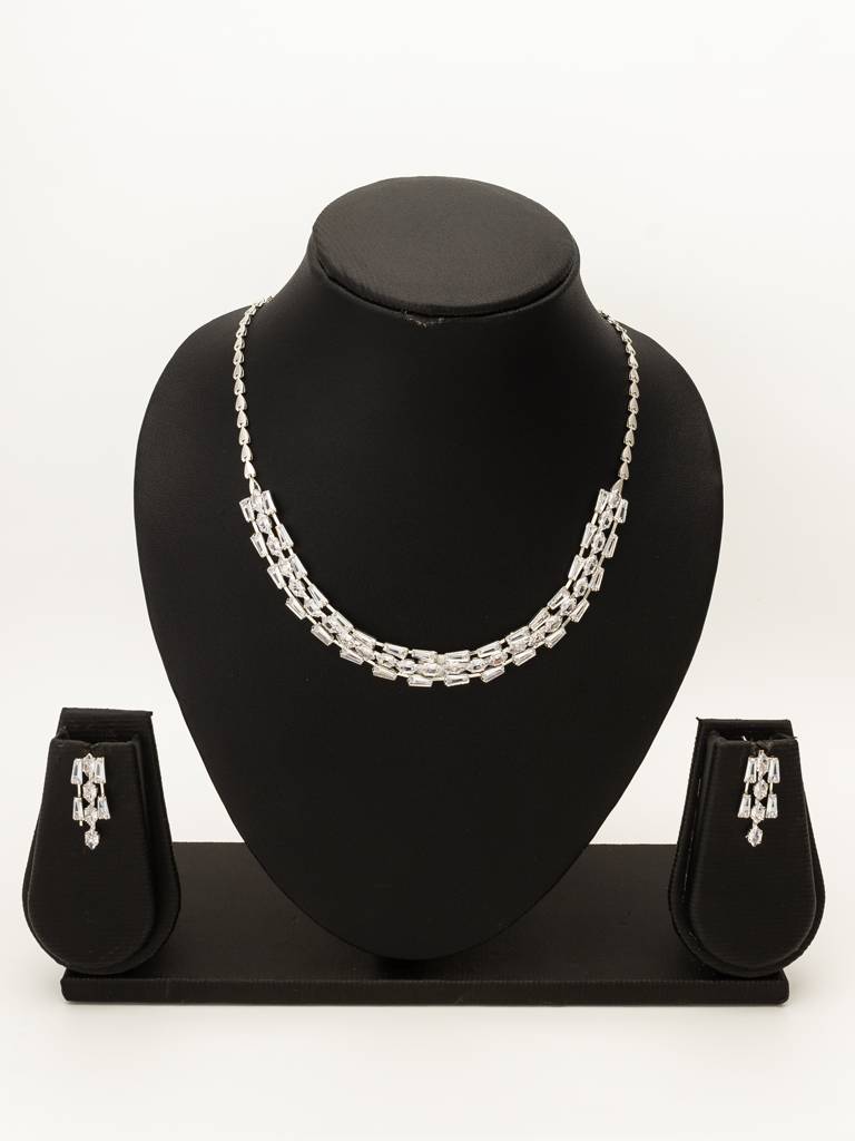 Elegant Baguette Crystal Ad Necklace Set : NK4580