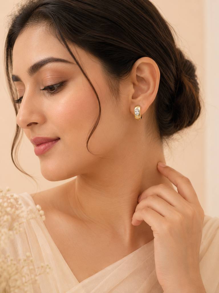 Oval Crystal Hoop Earrings In 18K Gold Plating : AN-VM-GO-0152-DE