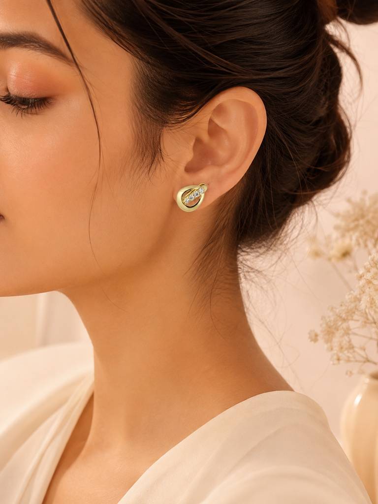 Water-Resistant Oval Cz Stud Earrings With 18K Gold Plating : AN-VM-GO-0150-DE