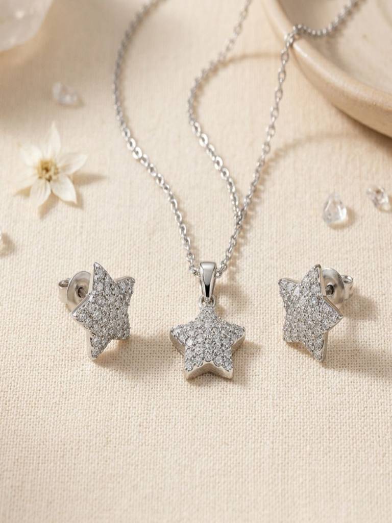 Silver Plated Star Pendant Necklace & Stud Earrings Set : NEC-999-A8128