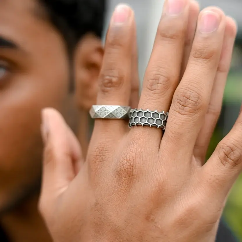 Silver Web Band : ZV-RNG-WEB-004-C