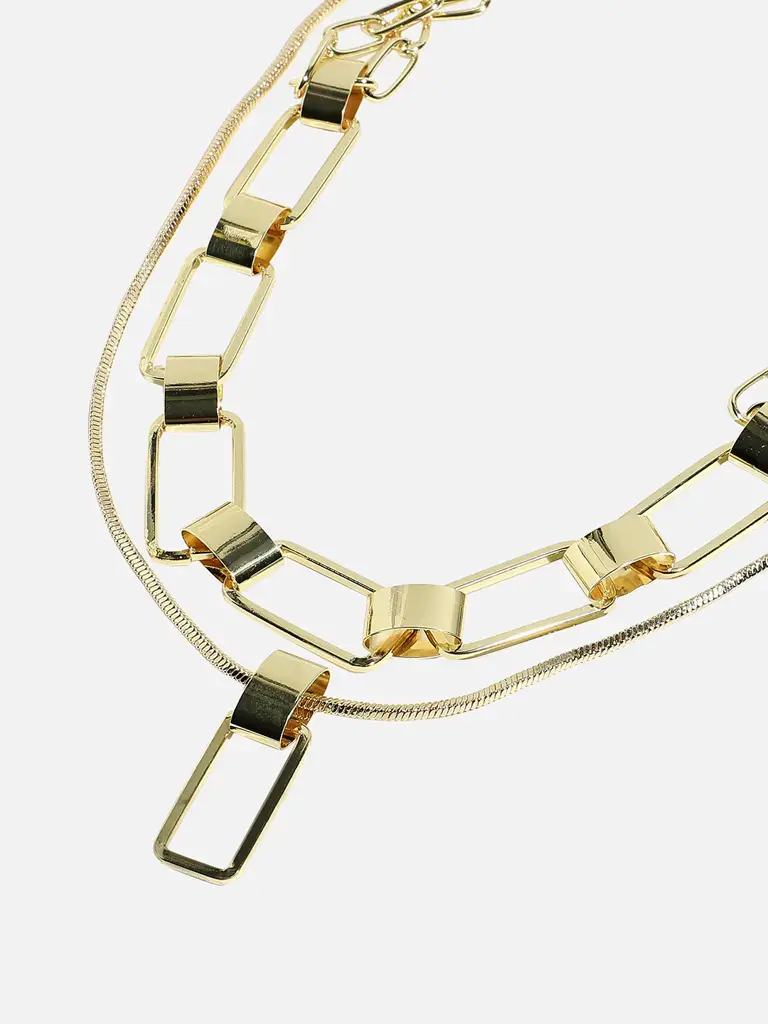 Vinaya-Elegant Statements: Sohi'S Exquisite Necklace : SOHINC9254