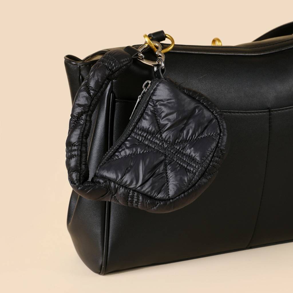Mini Quilted Puff Bag Charm : C-BG-0091-BK