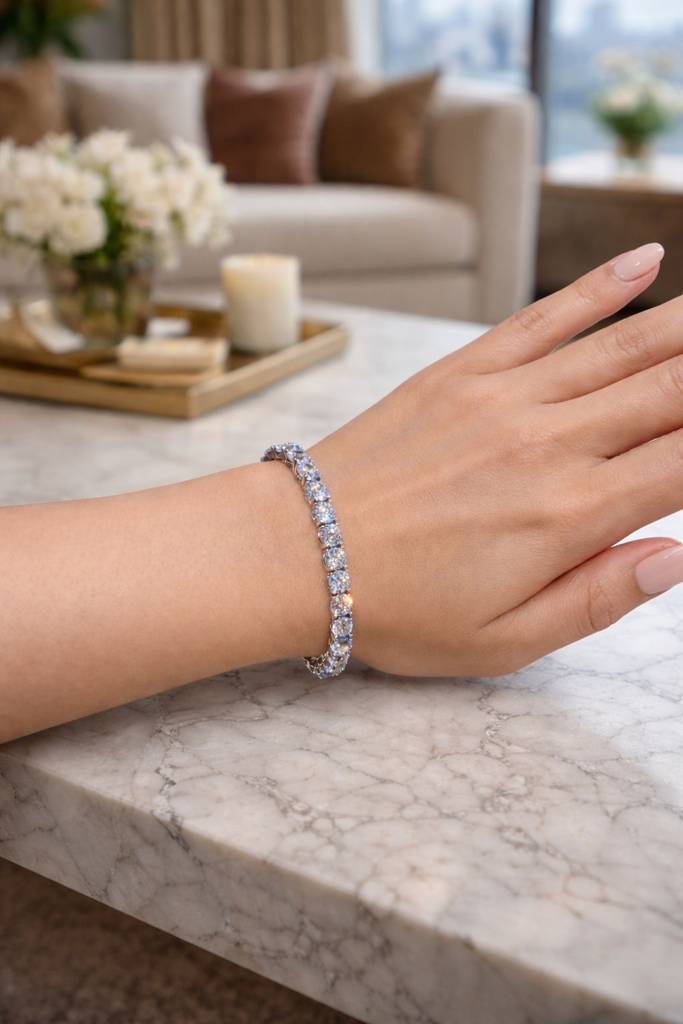 50 Pointer Solitaire Classic Tennis Bracelet : 100837