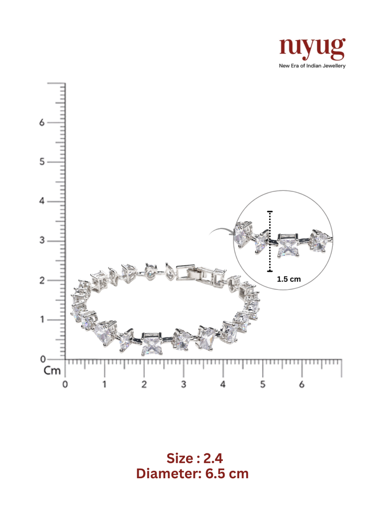 Veronica Luxe Diamond Bracelet : YI24A1047B