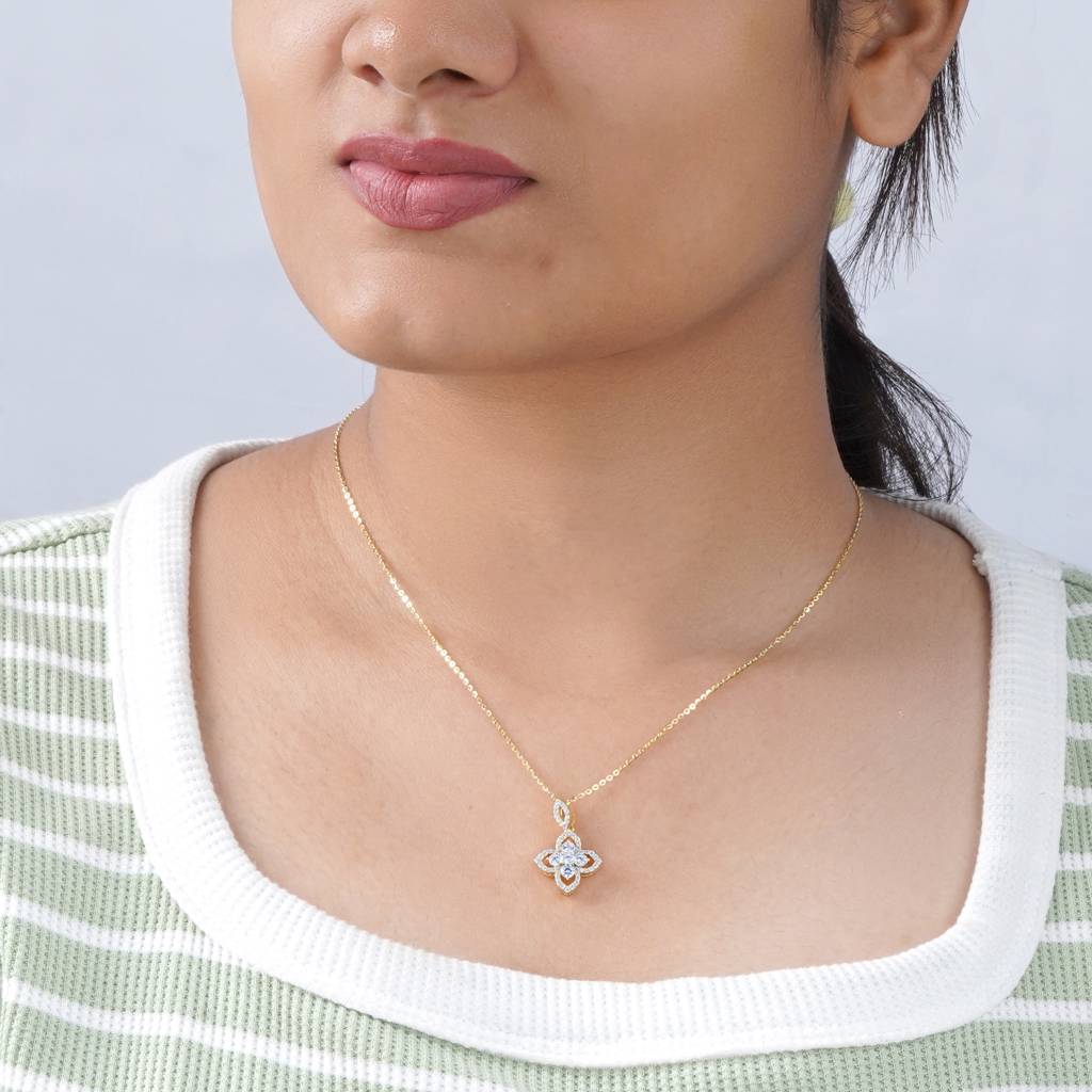 Royal Bloom Gold Pendant – Crystal Floral Elegance : TRPRDJ0112