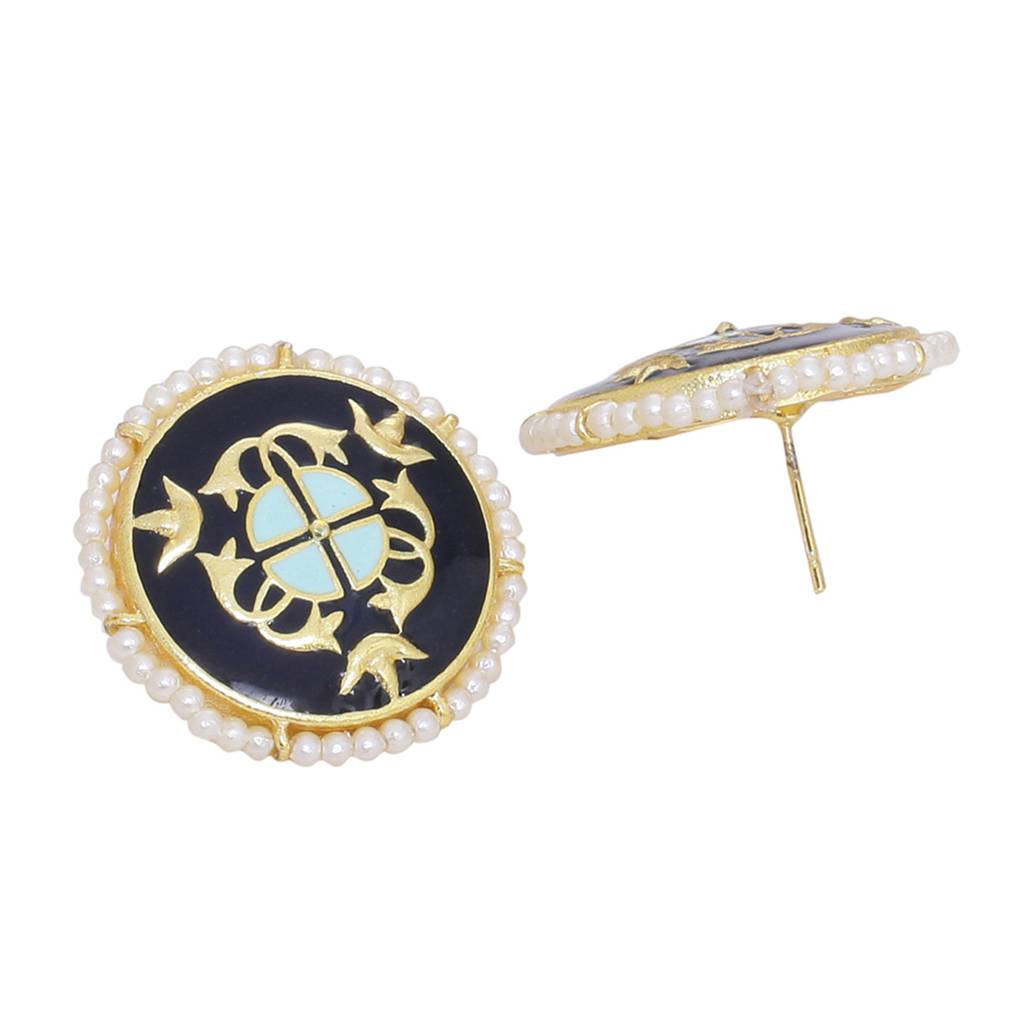 Tahira Royal Black Studs : 8905124055009