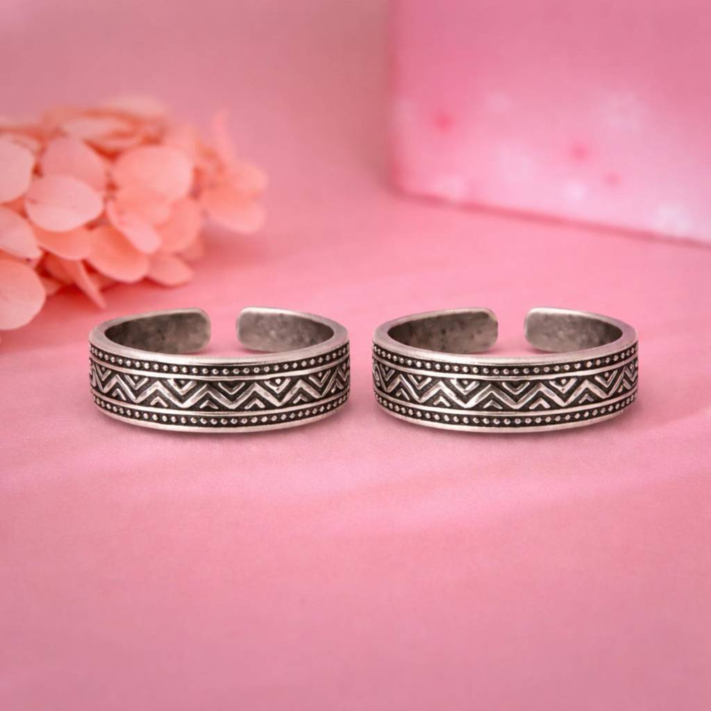 Zigzag Pattern Adjustable Toe Ring - Sterling Silver Oxidized : Toe-0009