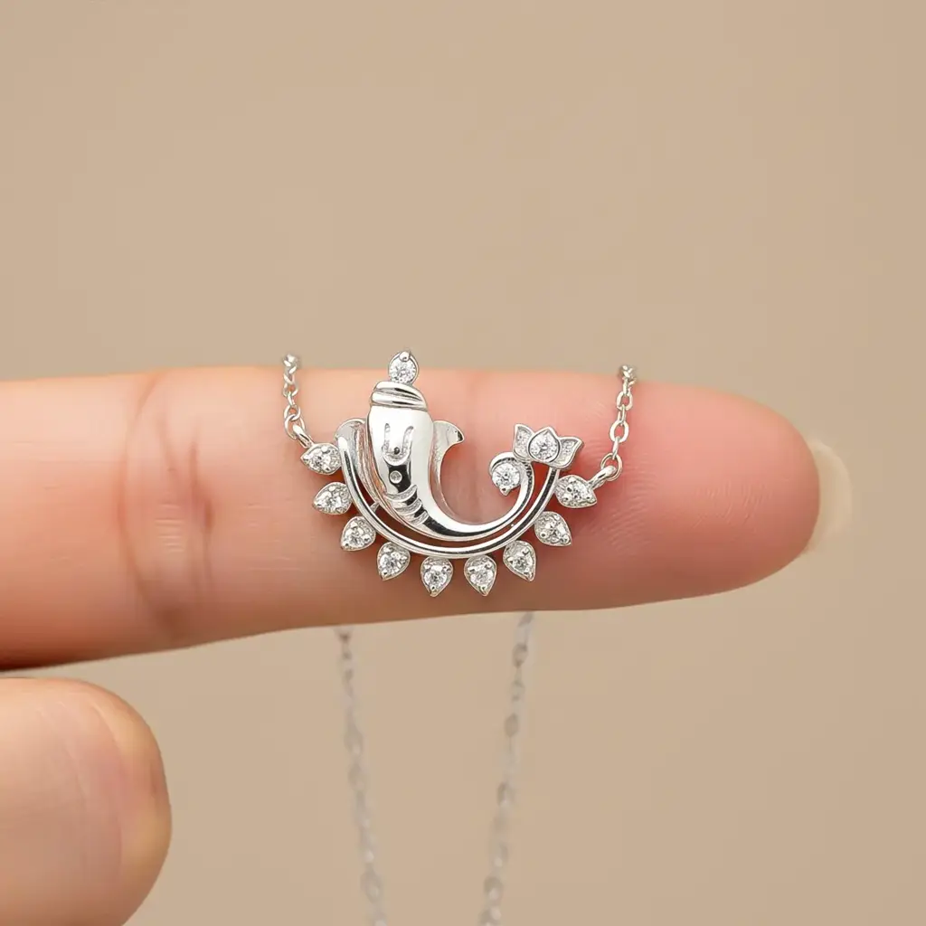 Eternz Certified Jewellery - ZALKARI Silver Lord Ganesh Diamond Pendant