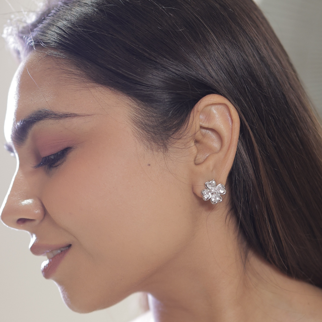 Elegant Silver Clover Stud Earrings For Women Sparkling Four-Leaf Flower Design : RB-12