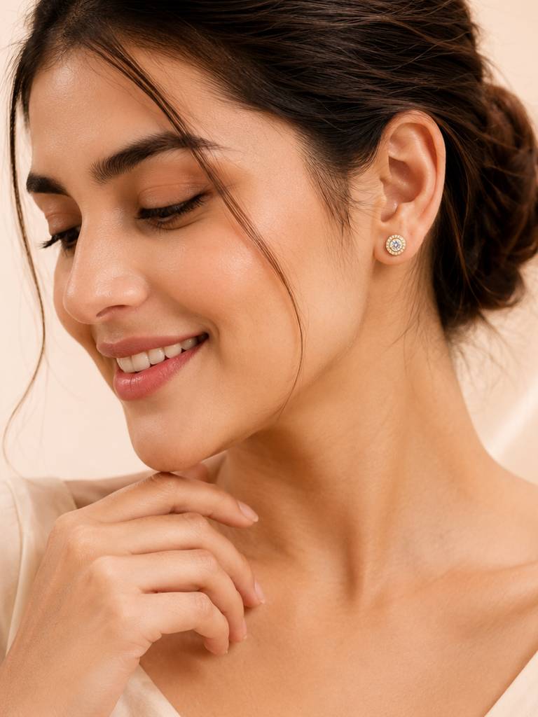 Halo Crystal Stud Earrings In 18K Gold Plating For Women : AN-VM-GO-0142-DE
