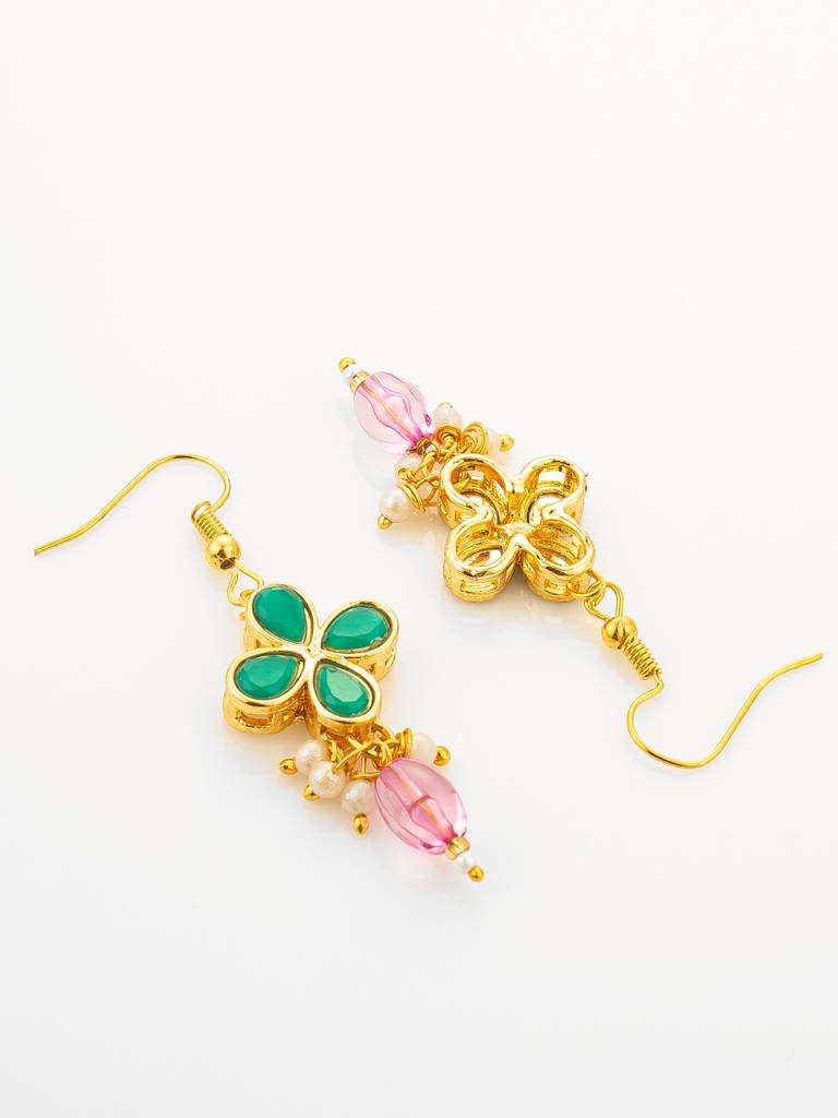 Gold Plated Double Layered Pearl Necklace With Floral Accents : NK4878