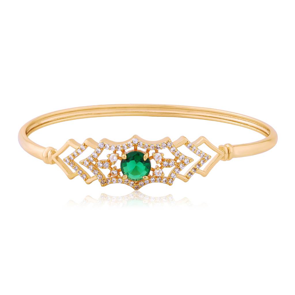 Sparkling Elegance Emerald Cz Bracelet For Women : 8905124575682