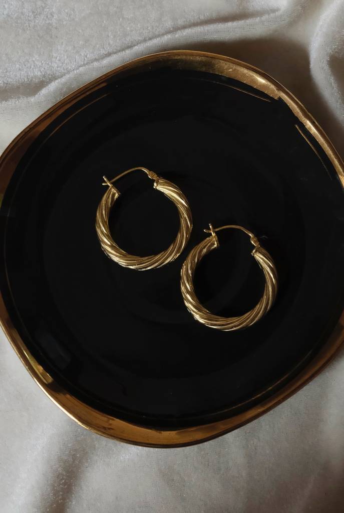 Twisted Hoop Earring : HOO_TWISTHO_GV3M_2060