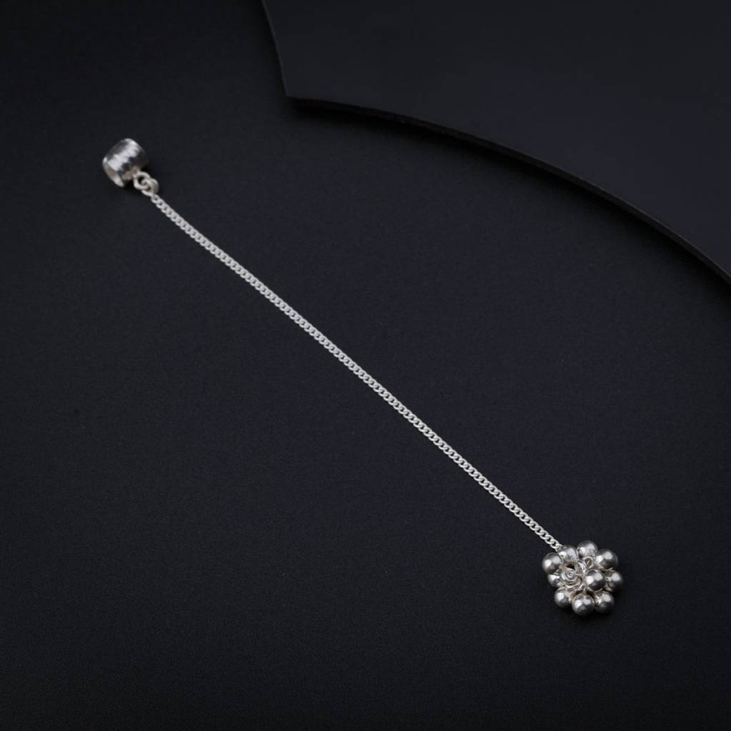 Silver Ghungroo Bunch Earcuff Hammered Clip-On : 36954007