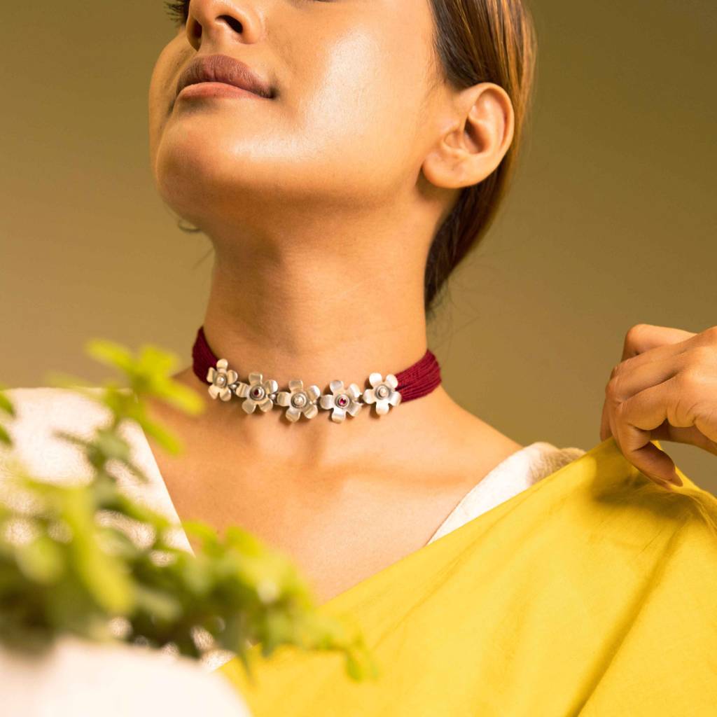 Adya Flora Bloom Dori Choker : SN6228