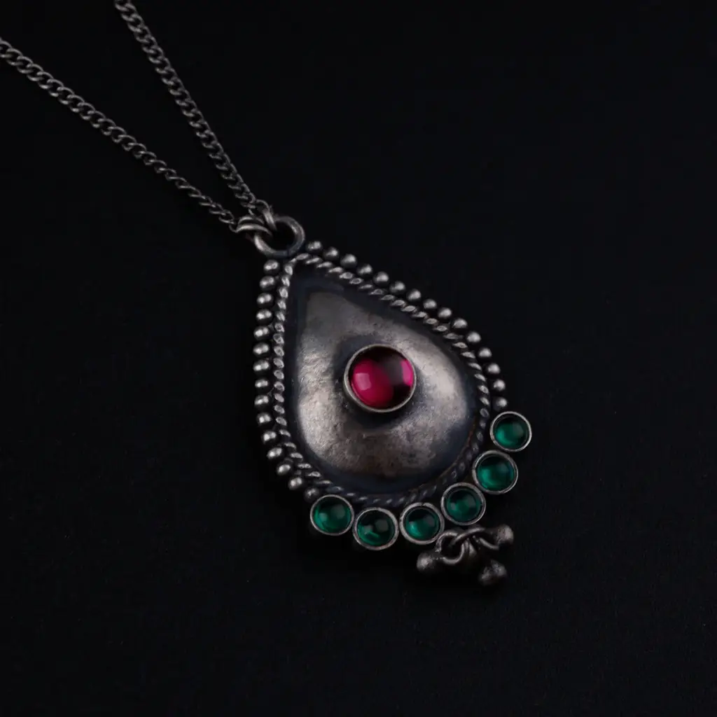 Oxidized Silver Necklace With Ruby And Green Onyx : 80552343