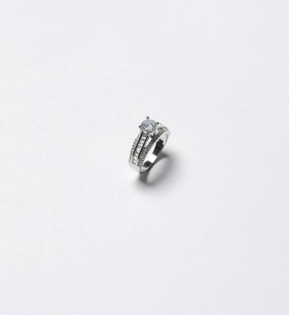 Queens Triband 1 Carat Solitaire Wedding Ring On Pure 925 Silver : TR31132_2