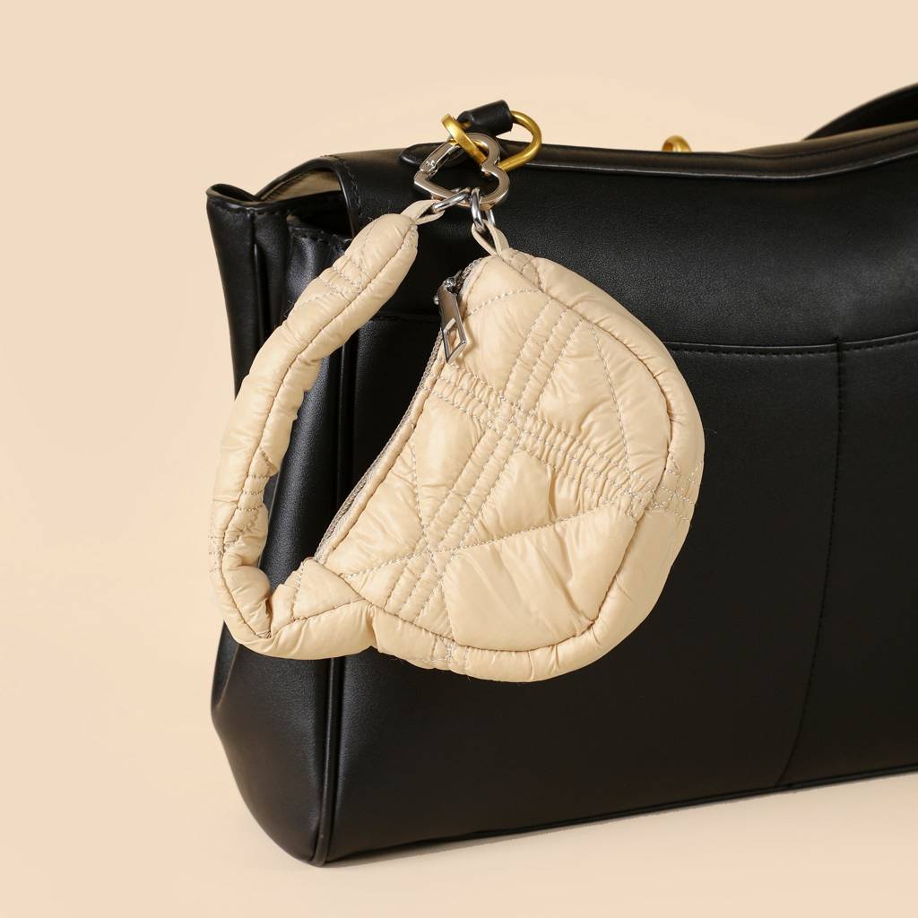 Mini Quilted Puff Bag Charm : C-BG-0091-LWH