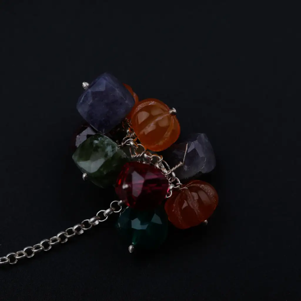 Silver Tie & Wear Necklace With Multicolor Semi-Precious Stones And Silver Beads : 52817047