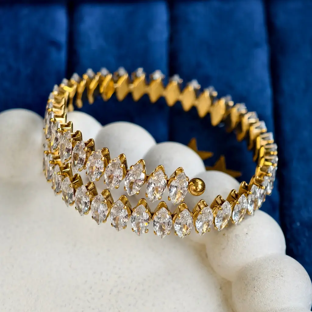 Liora Eternity Sparkle Bracelet : PST051