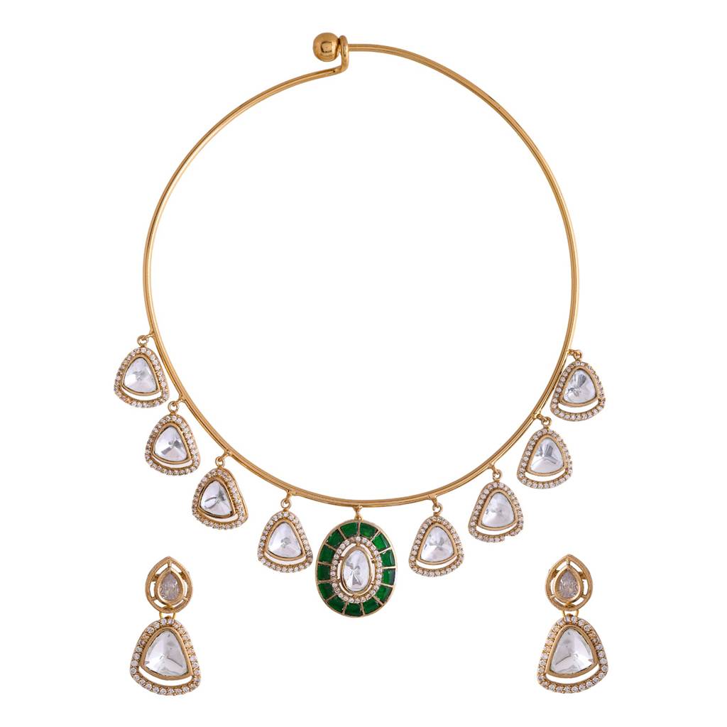Hasli Regal Radiance Green Kundan Embellished Golden Necklace Set : 8905124535464